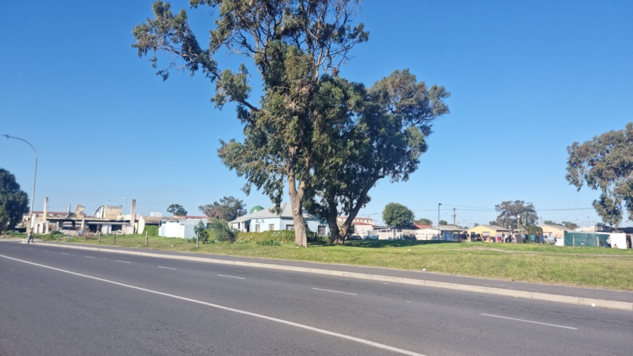 Commercial Property for Sale in Eureka Estate Western Cape